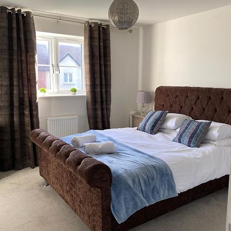 4 Freelands Gate, Witney, Oxfordshire Villa Екстериор снимка
