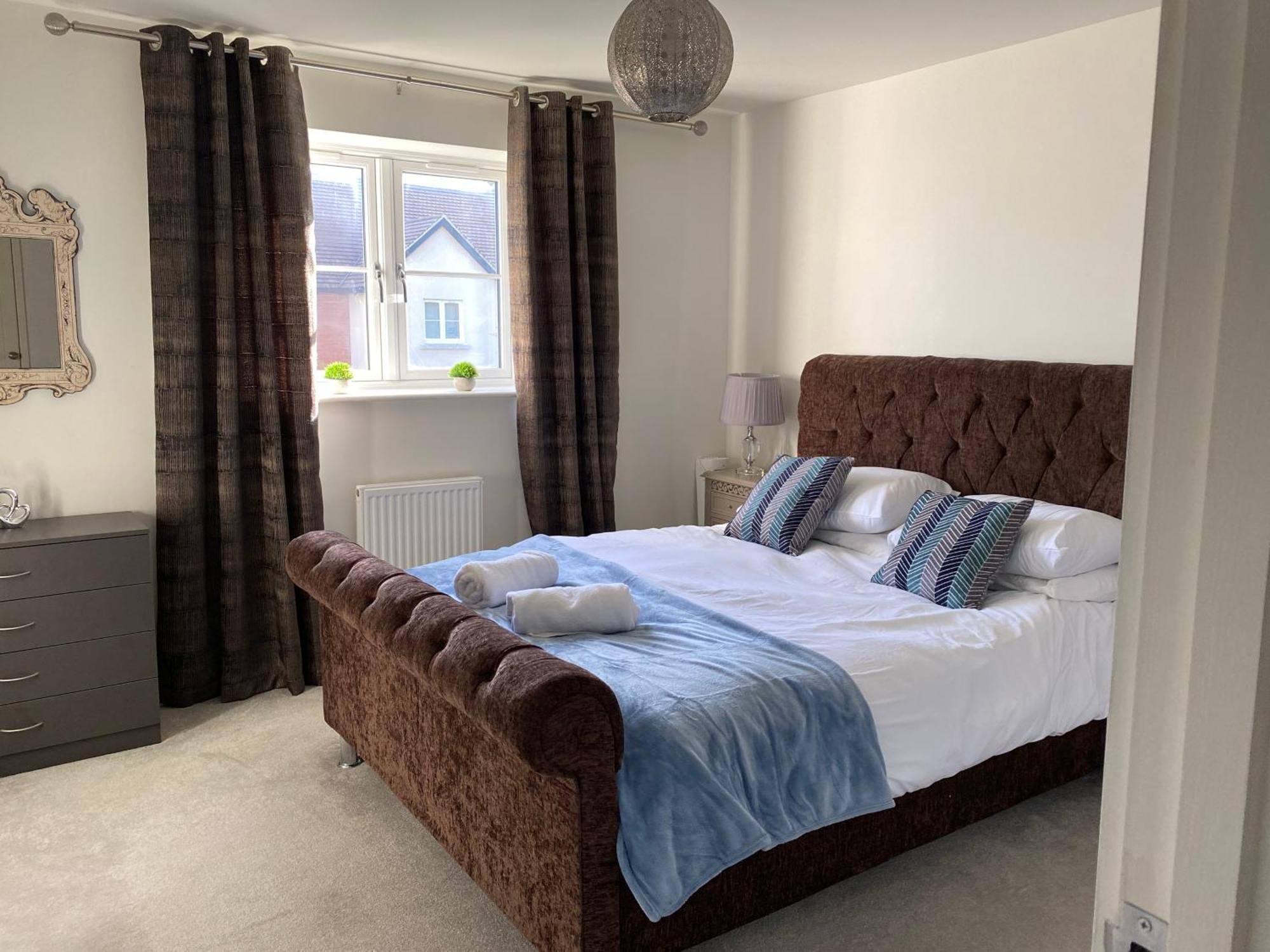 4 Freelands Gate, Witney, Oxfordshire Villa Екстериор снимка