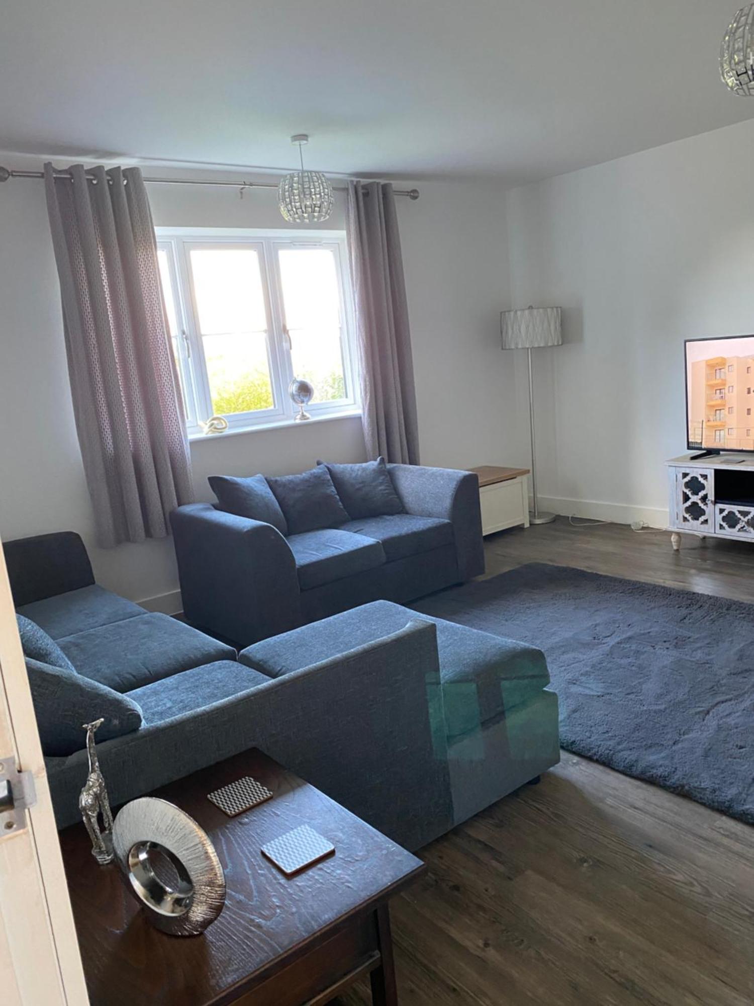 4 Freelands Gate, Witney, Oxfordshire Villa Екстериор снимка