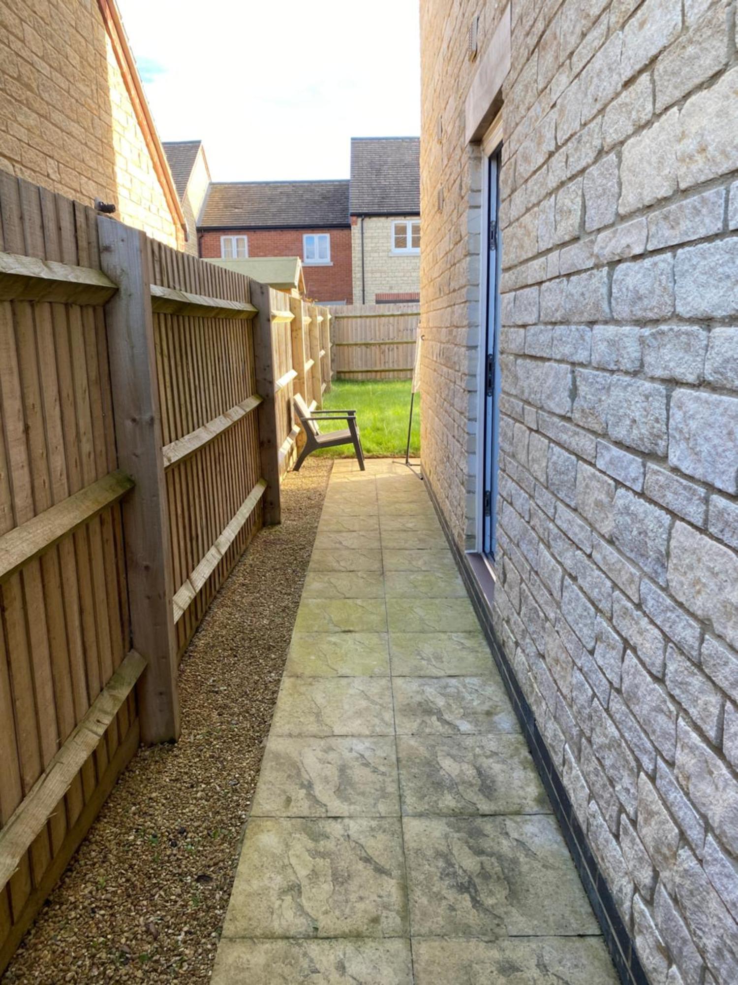 4 Freelands Gate, Witney, Oxfordshire Villa Екстериор снимка